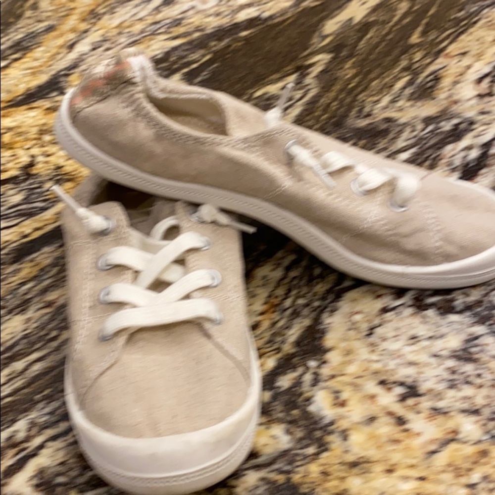 Madden Girl Tennis Shoes